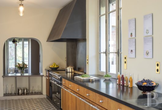 Dans la Drôme, au nord de Valence, un ancien relais de chasse de 1860 devenu annexe indépendante d’un hôtel renommé - photo  n°11